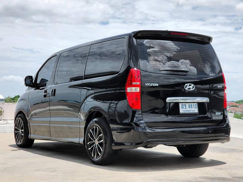 Hyundai H1 2.5 Elite VIP AT ดีเซล 2018 รถสวยใช้น้อย ดูแลดี 2