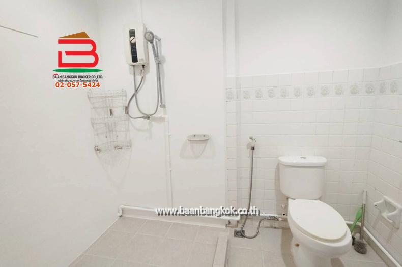 ทาวน์เฮาส์ หมู่บ้าน พนาสนธิ์ 4 เนื้อที่ 16 ตรว. ถนนรามอินทรา แขวงบางชัน เขตคลองสามวา กรุงเทพมหานคร 9