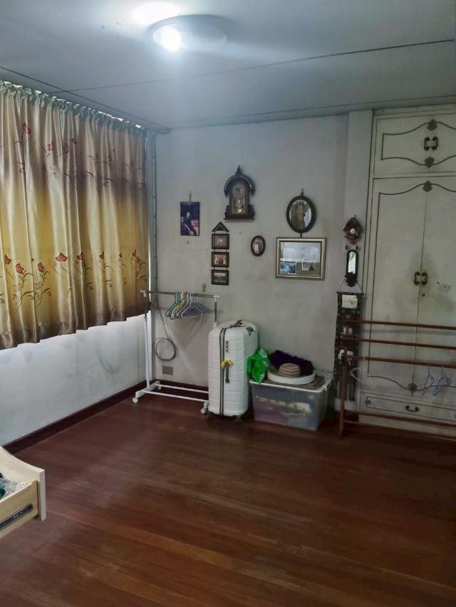 ขาย บ้านเดี่ยวลาดพร้าว 80 น่าอยู่ 600 ตรม 80 ตรว ออกได้หลายซอย 5