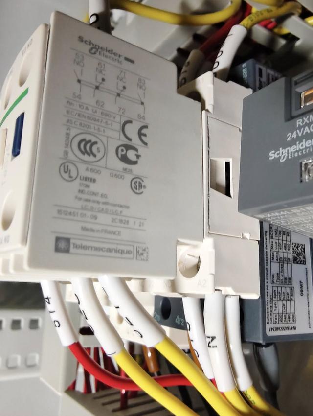 ขายตู้ควบคุมมอเตอร์ไฟฟ้า(Control Motor 3 เฟส) Start เครื่อง AHU รูปที่ 5