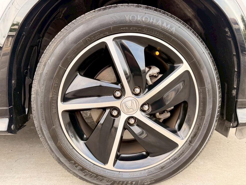  HONDA HRV 1.8RS TOP 2018 สีเทา MINOR CHANGE มือเดียว เข้าศูนย์ทุกระยะ 18