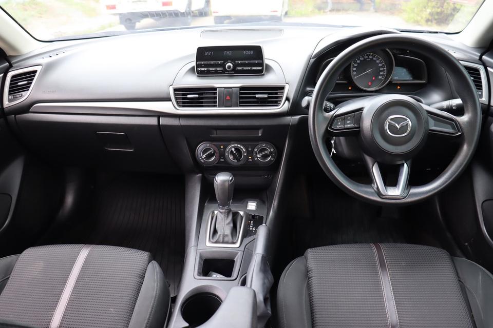Mazda 3 2.0 E ปี 2018 รูปที่ 19