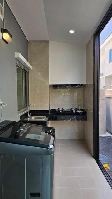 ให้เช่า บ้านเดี่ยว  โครงการ Perfect Residence สุขุมวิท 77 – (อ่อนนุช) ติดโรบินสันลาดกระบัง ใกล้สนามบินสุวรรณภูมิ เดินทางสะดวกทั้งถนนใหญ่–มอเตอร์เวย์ 11