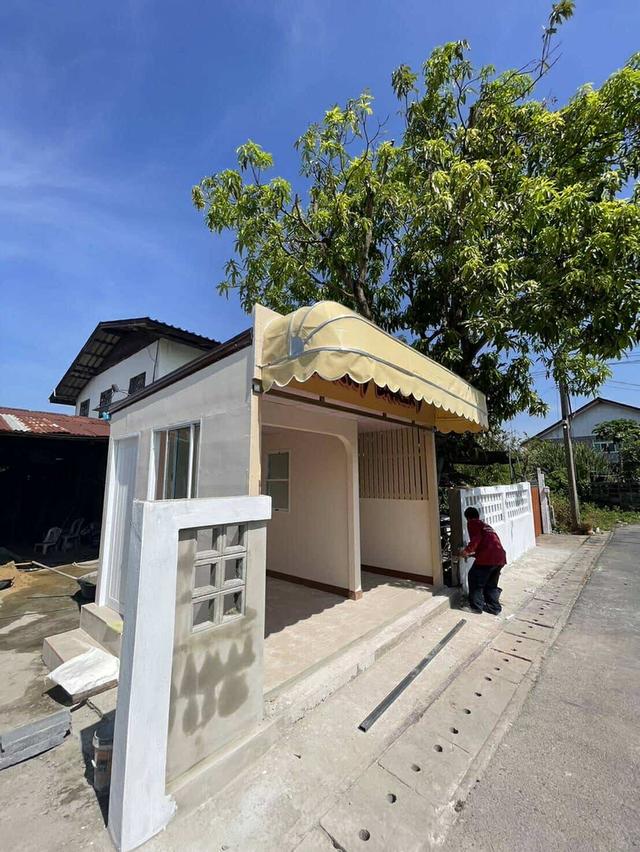 ติดตั้งปล่องดูดควันสุขาภิบาลเครื่องดูดควันในครัวที่บ้าน รับติดตั้งปล่องดูดควัน ลูกหมุนระบายอากาศ งานสังกะสีและสแตนเลสทุกชนิด