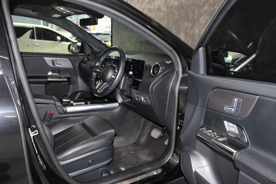 รหัสรถ JRS3396 Benz GLA 200 ปี 2022 ไมล์ 50,000 18