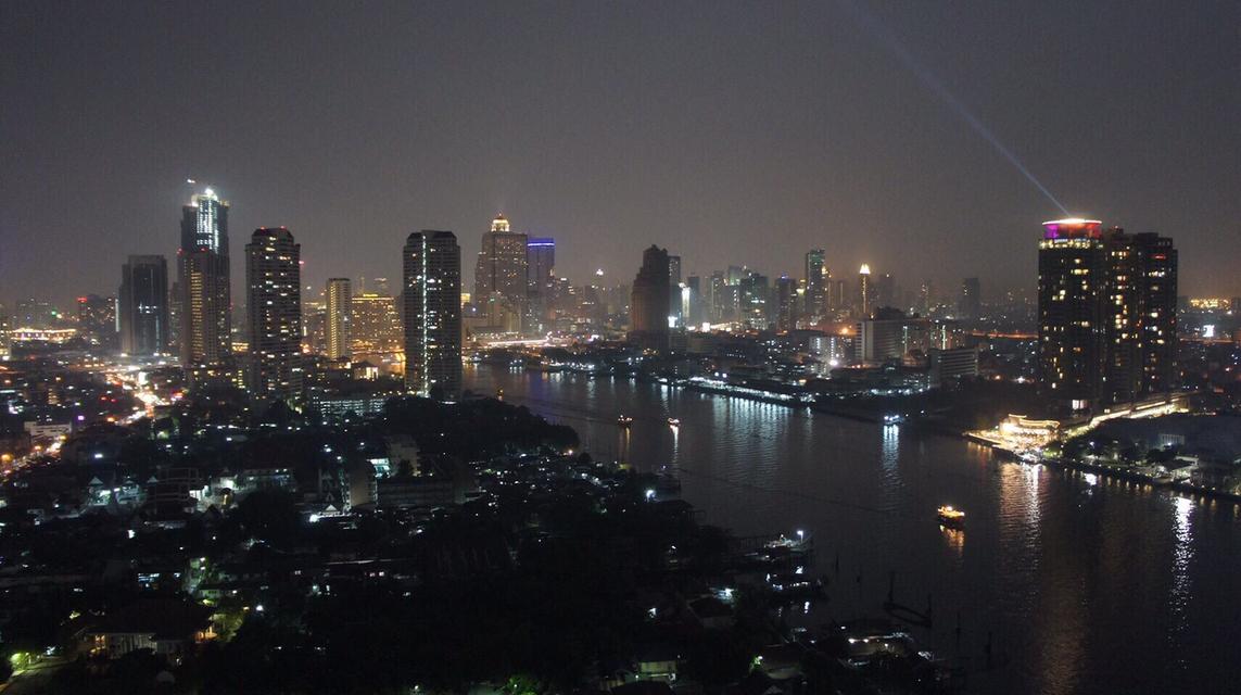 ขาย คอนโดริมน้ำ อยู่ในห้องก็เห็นวิวแม่น้ำได้ คอนโดศุภาลัย ริเวอร์เพลส 4