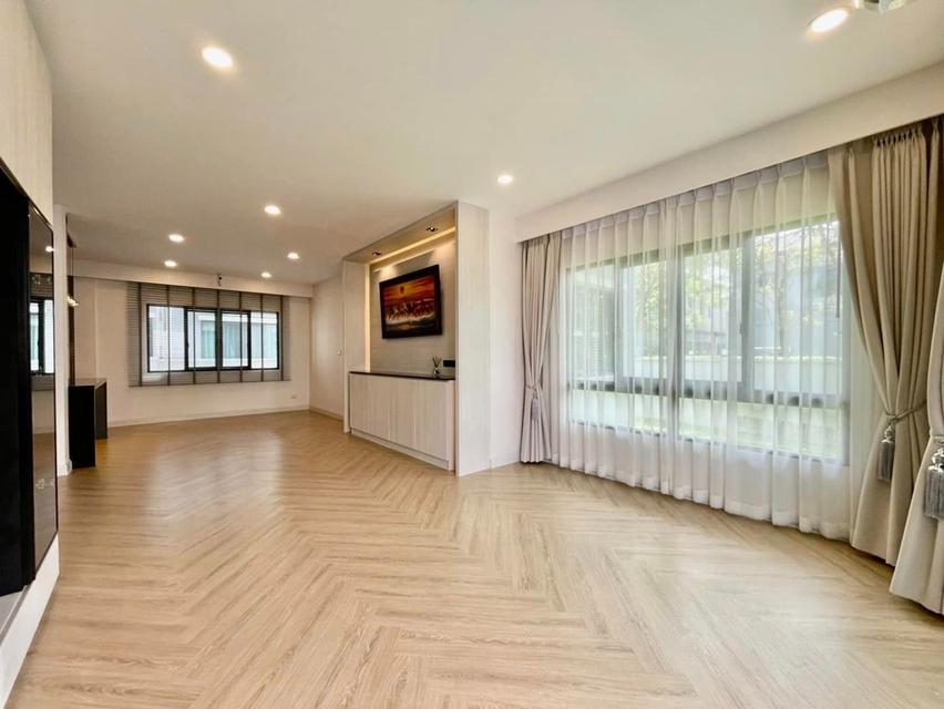 ขายบ้านเดี่ยว 2 ชั้น CENTRO ราชพฤกษ์ 2 บ้านเดี่ยวหลังมุม ตกแต่งสไตล์ Modern Luxury Built-in ดีไซน์สวย และพื้นที่สีเขียวข้างบ้าน