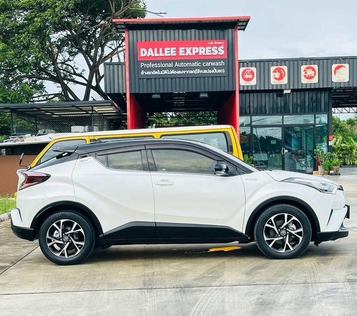 #TOYOTA #CHR 1.8 MID ปี 2019 🚘✨ รถสวย ดูแลดี ประวัติการดูแลครบ ✨📌 ไมล์ 150,000 กม.🔋 แบตเตอรี่ไฮบริด รับประกัน 10 ปี ไม่จำกัดระยะทาง รูปที่ 4