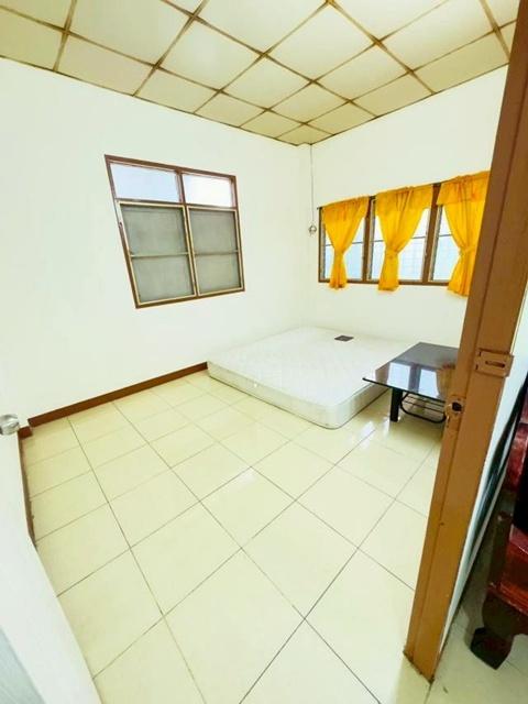 เดอะมอลล์ ท่าพระ 1.3 กม. จัดเต็มเฟอร์ฯ 40 ตร.ม. BTS วุฒากาศ 750 ม. บ้านเดี่ยวชั้นเดียว ภาษีเจริญ 2 นอน ม.สยาม 1.6 กม. ตล 2