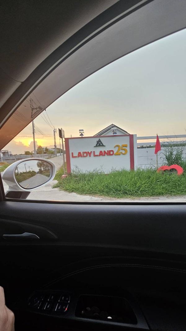 ขายที่ดิน 4 ไร่ 135 ตารางวา อ.ไทรน้อย จ.นนทบุรี หน้ากว้างติดถนนตัดใหม่ บรรยากาศดี โทร 065-365-4426 7