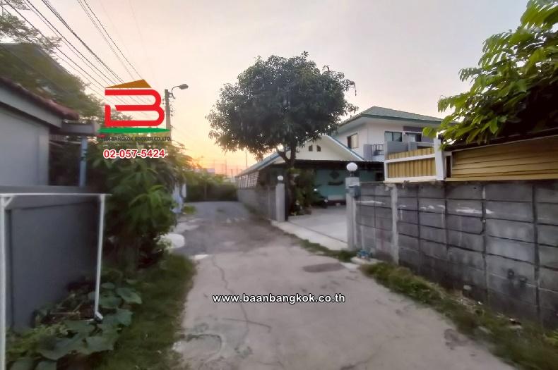 ที่ดินพร้อมบ้านเดี่ยว ซอยสายไหมพัฒนา (ซ.สายไหม 17) เนื้อที่ 78 ตรว. ใกล้ตลาดเอซีสายไหม เขตสายไหม 2