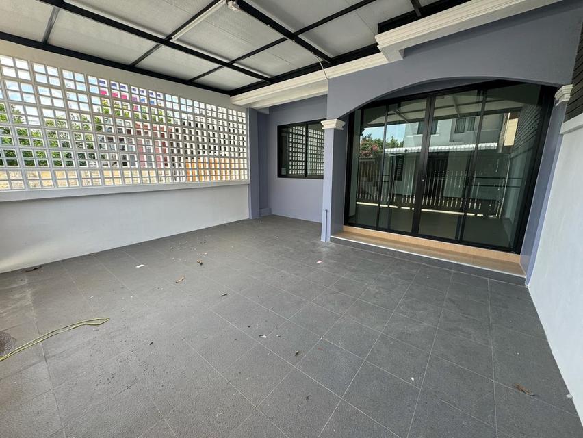 ทาวน์เฮ้าส์หลังริม บางกรวย-ไทรน้อย หมู่บ้าน ศรีประจักษ์ 5 2