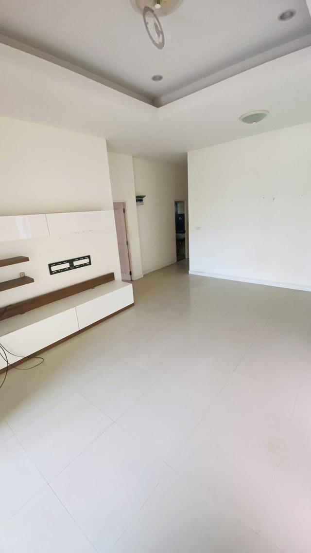 ขาย / เช่าบ้านเดี่ยว ตามสภาพ ชั้นเดียวใกล้สุขุมวิท ขนาด 58 ตร.วา 3 นอน 2 น้ำ ทำเลดีเดินทางสะดวก ( เลี้ยงสัตว์พันธุ์เล็กได้ ) 9