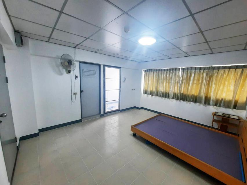 ขายคอนโด ลุมพินี เซ็นเตอร์ แฮปปี้แลนด์ (Lumpini Center Happyland) ใกล้เดอะมอลล์ไลฟ์สโตร์บางกะปิ รถไฟฟ้าสายสีเหลือง(สถานีบางกะปิ) 2