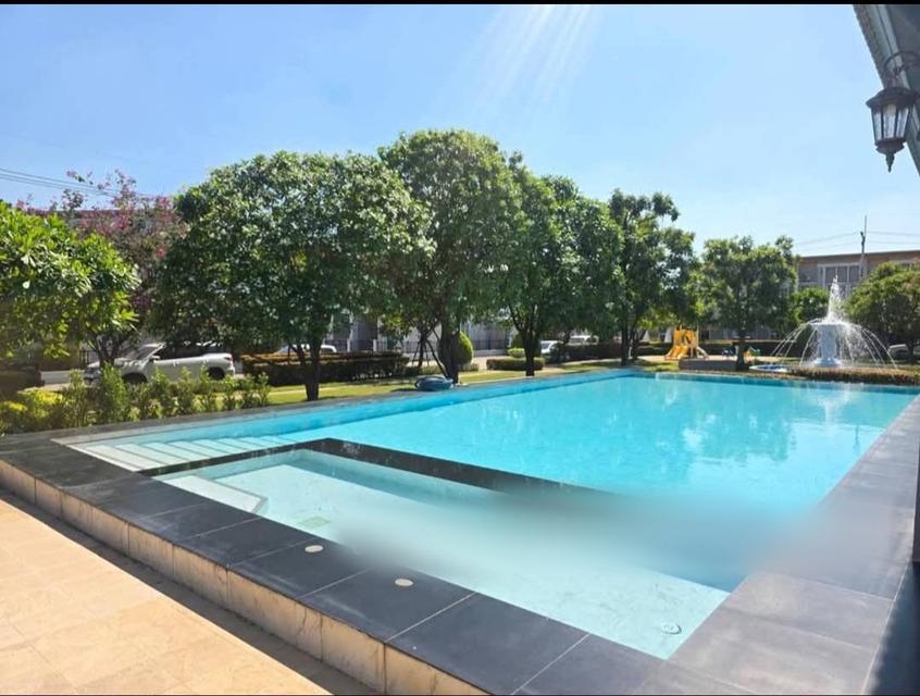 ให้เช่าทาวเฮ้าส์ 2 ชั้น หมู่บ้านโกเด้นทาวน์ พหลโยธิน-วิภาวดี ติดกับโรงกษาปณ์,ฟิวเจอร์ พื้นที่16.2ตร.ม. 2นอน 2น้ำ 2ที่จอดรถ เฟอร์และเครื่องใช้ไฟฟ้าคร 18