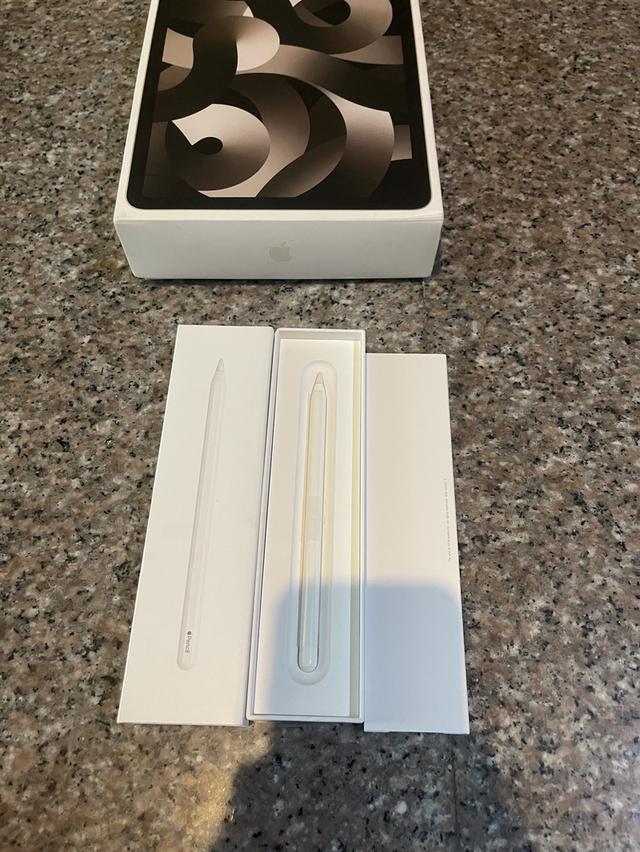 ขายApple Pencil Gen2 ของแท้ยกกล่องสวยๆใช้งานดีทุกๆฟังชั่นถูกๆ