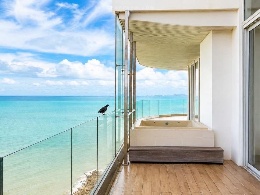 For Sale — Beachfront Penthouse at The Cove Condominium, Wongamat Pattaya Penthouse unit• 2-storey layout•: 565 sq.m.• Floor: 16–17• 4 bedro 3