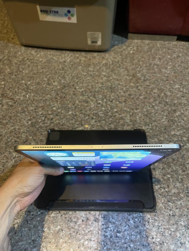 ขายiPadPro12.9สีหายากSilver256กิ๊กไร้รอยตกใช้งานดีทุกๆฟังชั่นถูกมากก