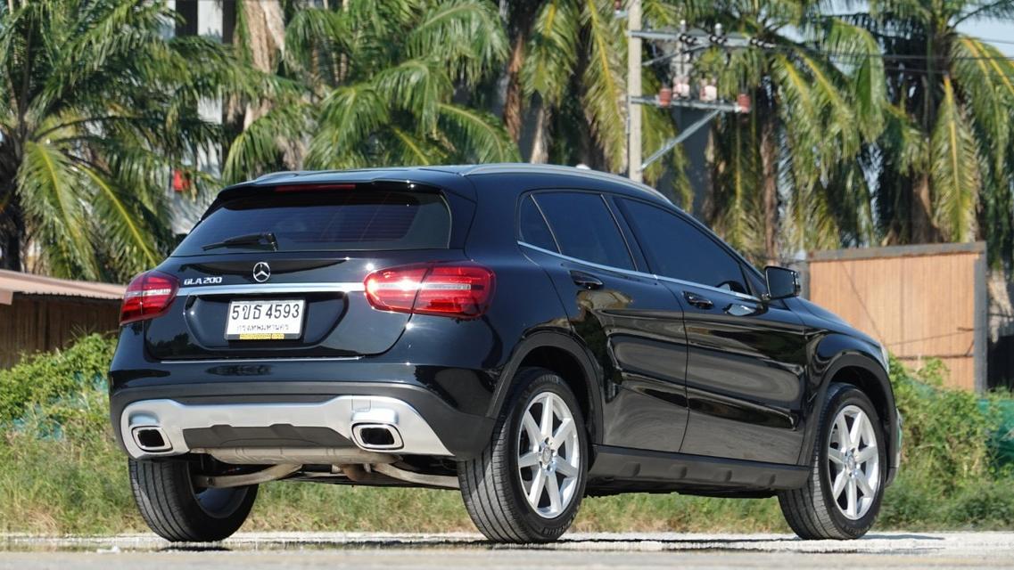 Benz#GLA200 1.6 Urban Facelift 2019 สีดำ ไมล์ 50,000 กม. โทร.0922639576 เอ๋  19