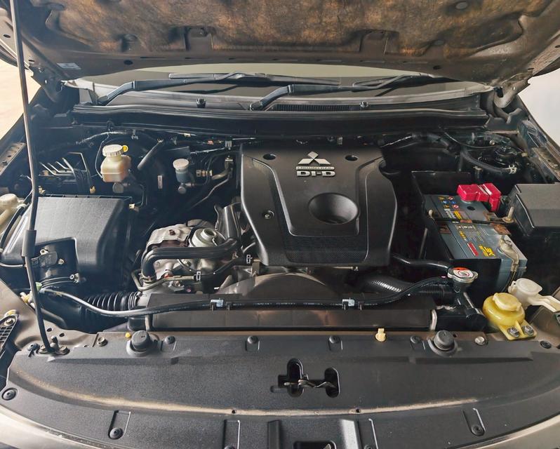 ขาย MITSUBISHI TRITON 2.4 PLUS DOUBLE CAB เกียร์ธรรมดา 13