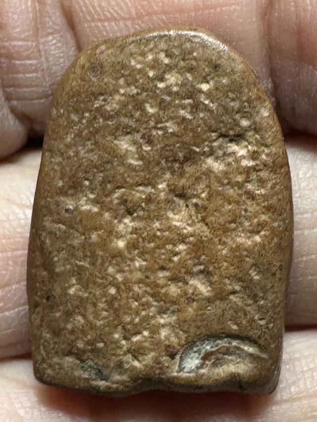 พระกำแพงซุ้มกอ พิมพ์กลาง 8