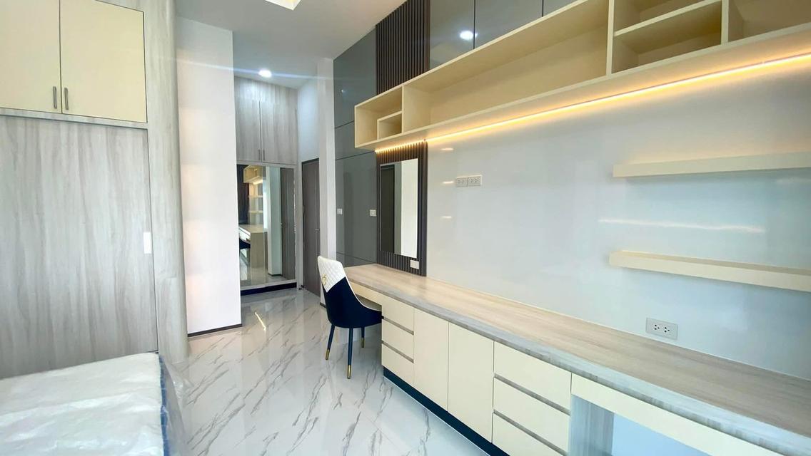 For Sale ขายบ้านพูลวิลล่าหรู บ้านใหม่มือ 1 18