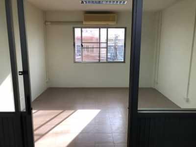 ให้เช่าอาคารพาณิชย์ 5 ชั้น ย่านเลียบด่วนรามอินทรา 5