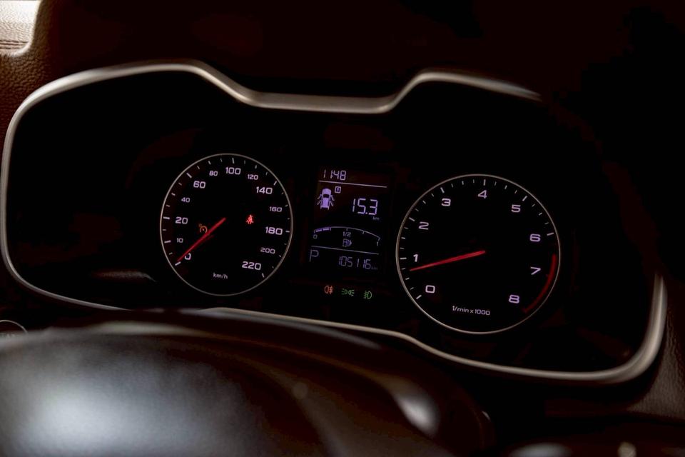 MG ZS 1.5 X ปี 2018 สีแดง มือเดียวป้ายแดง 14