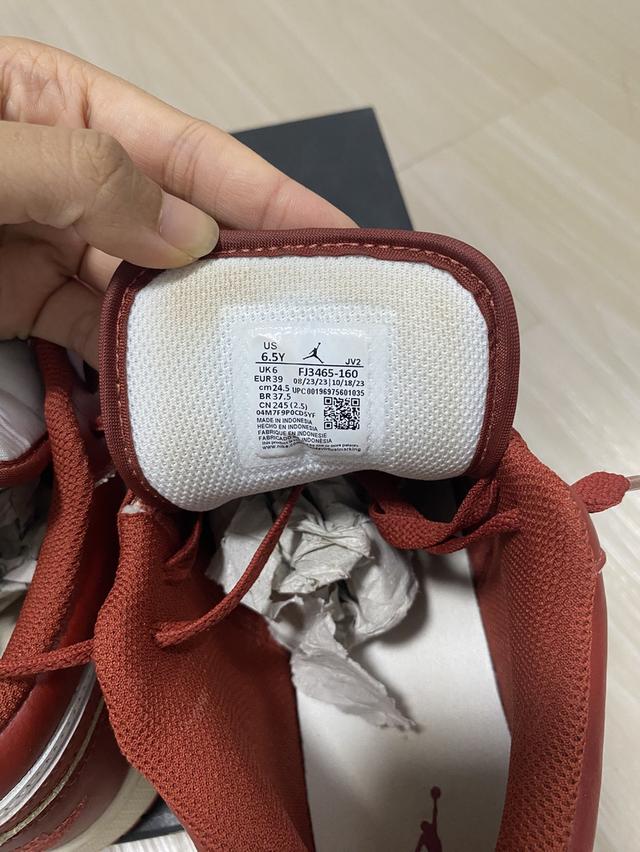 รองเท้าNike air Jordan 1 low se (ge) 4