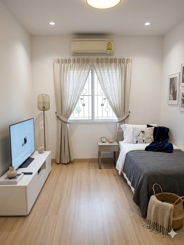 บ้านทาวโฮม ตั้งบน ถนนเมน พิมลราช บางบัวทอง 6