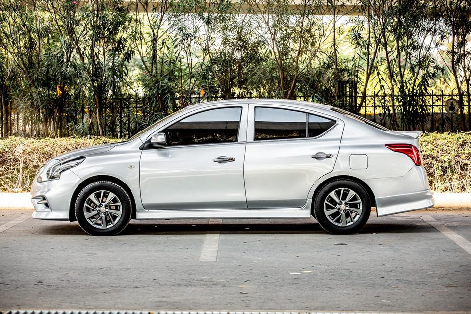 NISSAN ALMERA 1.2 E SPORTECH ปี 2018 สีบรอนซ์ มือเดียวป้ายแดง 8