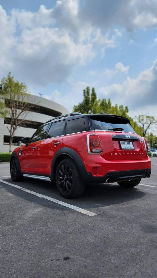 Mini Countryman สีแดง 4