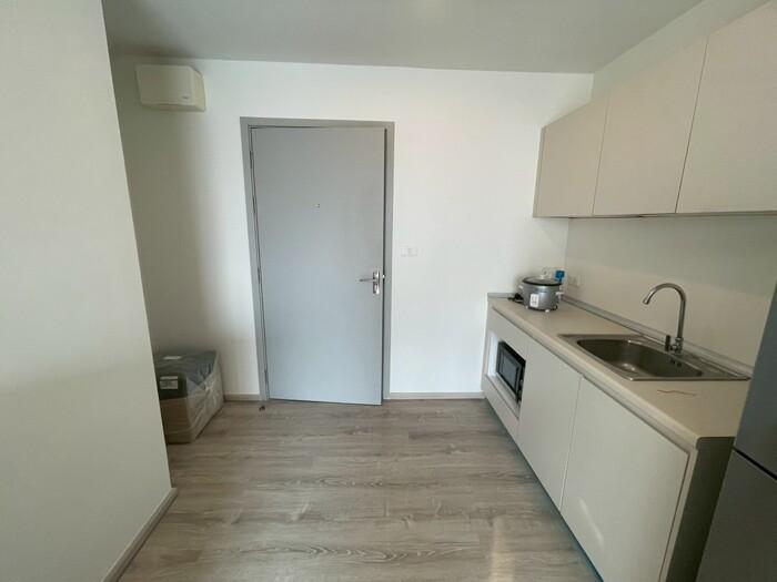 เช่าถูก 12,000 บาท ** 1 ห้องนอน * รหัส 090161 * ชีวาทัย เพชรเกษม 27 ** ติดรถไฟฟ้า บางหว้า ** 088-398-3835 MR.BOAT 17