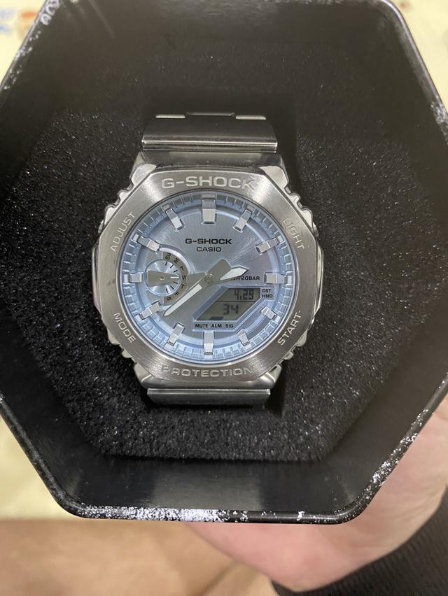 นาฬิกา G-shock. รุ่น GM-2110D-2ADR