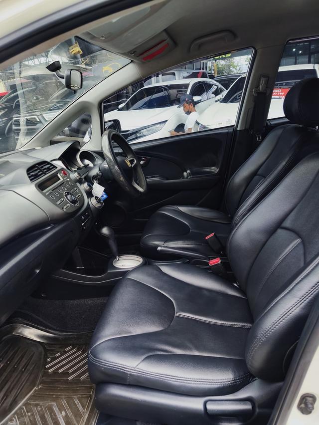 HONDA JAZZ 1.5V 2009 17