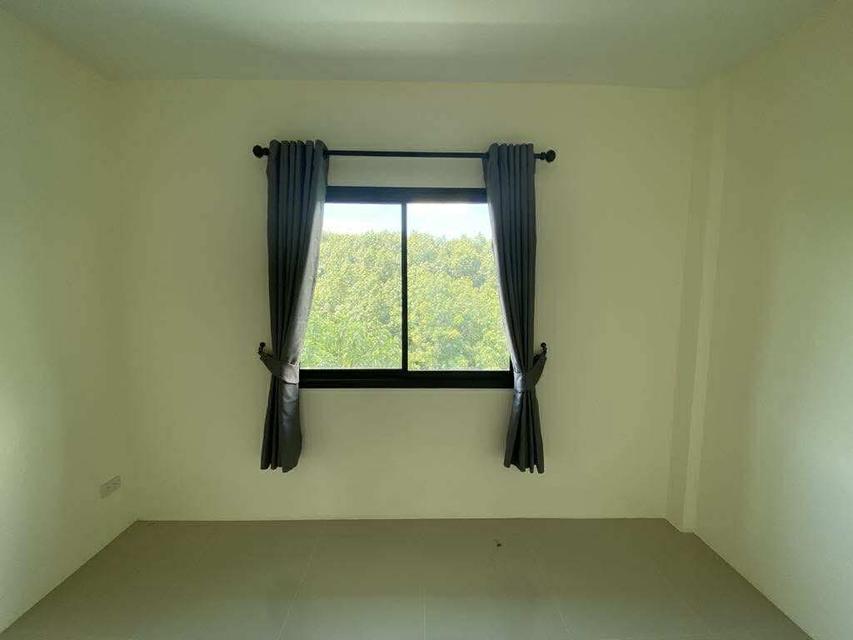 บ้านทาวน์เฮาส์2ชั้น 3ห้องนอน 2ห้องน้ำ 4