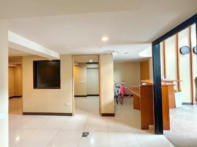 THE MALL รามคำแหง 200ม.ให้เช่าอาคาร1 ชั้น ของโรงแรม MRTสีส้ม รามคำแหง12-24 100ม. 43 ตร.ม.13ตร.วา.นวด สปา ขนส่ง สินค้าสต๊