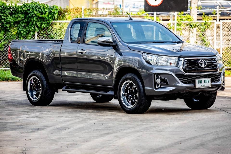 TOYOTA HILUX REVO 2.4 E PLUS PRERUNNER SMART CAB ปี 2019 สีเทา มือเดียวป้ายแดง 3