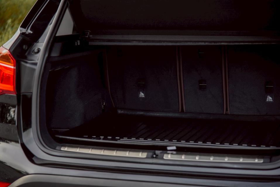 รหัสรถ CBL97 BMW X1 2.0 sDrive20d xLine AT 2020 8