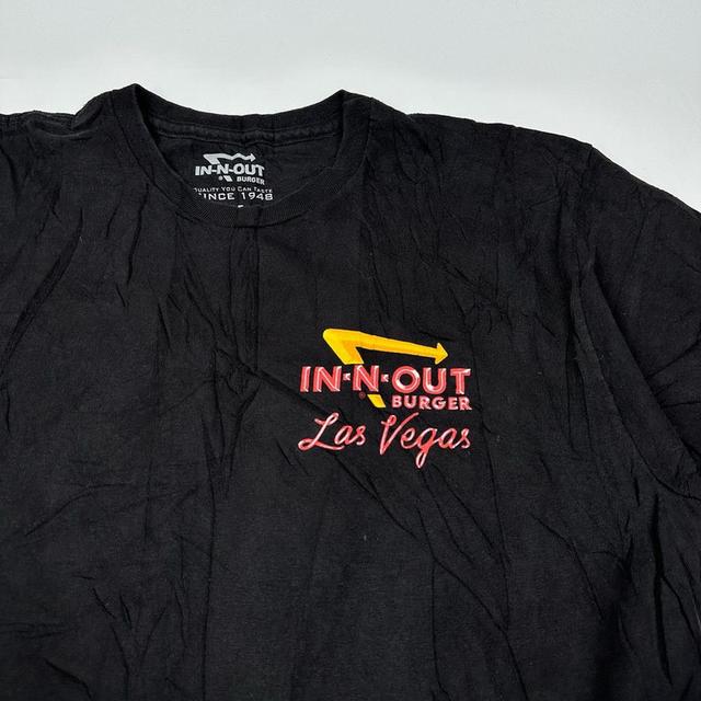 เสื้อยืดคอกลมแขนสั้น แบรนด์ IN-N-OUT BURGERS LAS VEGAS T-SHIRTS BLACK SIZE M งานแท้ 4