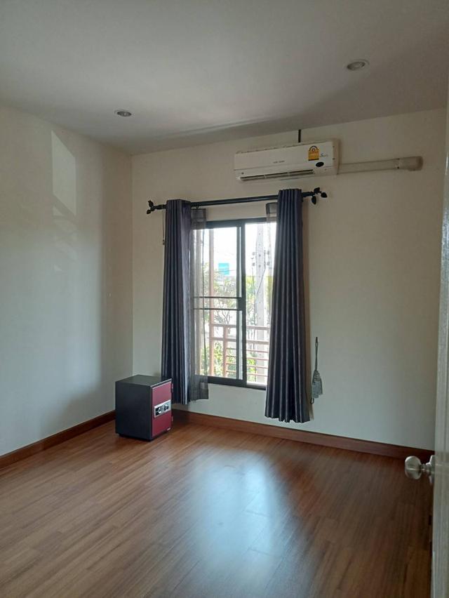 ให้เช่าบ้าน ไอลีฟทาวน์ ถ.พระราม 2 กม.18 ต.พันท้ายนรสิงห์ อ.เมืองสมุทรสาคร 7