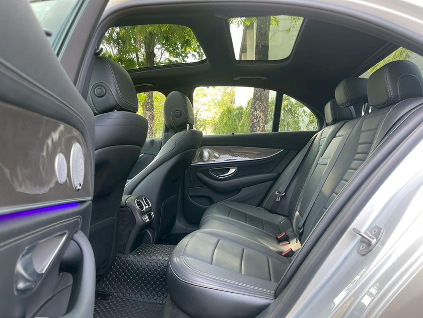2017 Mercedes Benz E220d AMG ( W213 ) รูปที่ 12