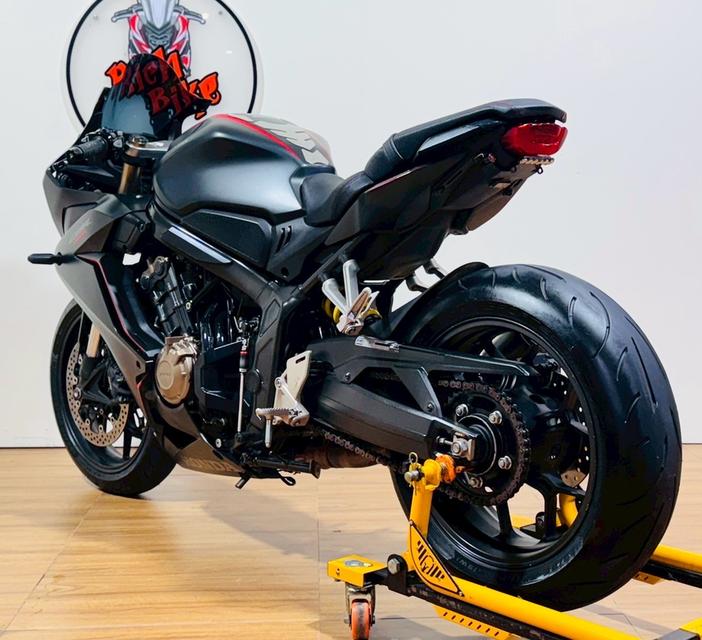CBR650R 6