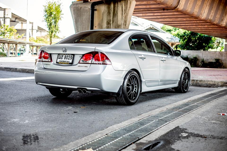 Honda Civic Fd MNC 1.8S AS สีเทา ปี 2009 มือเดียวป้ายแดง สภาดีมากๆ
