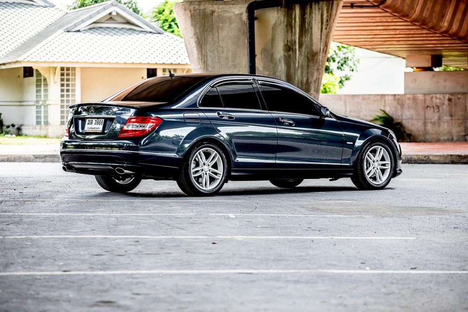 Benz C250 ปี 2013 สีรถสวย สภาพดีมากๆ  5