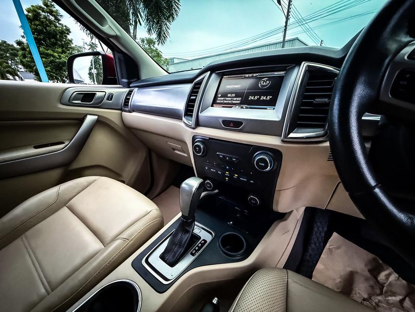 FORD EVEREST 2.2 TITANIUM 2WD 12
