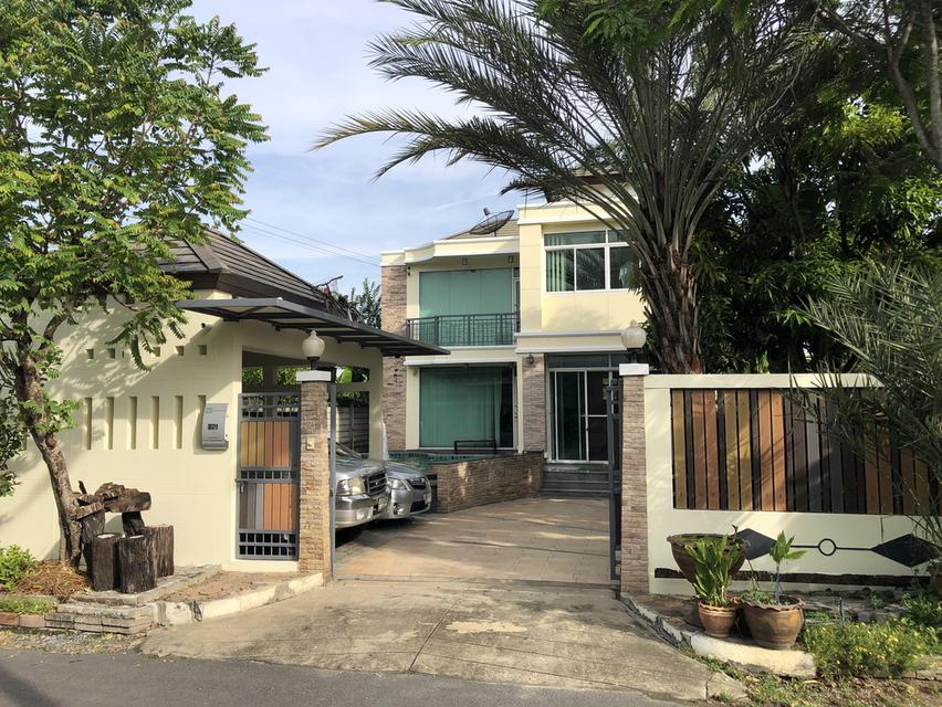 บ้านเดียว 2 ชั้นพร้อมสระว่ายน้ำ 20