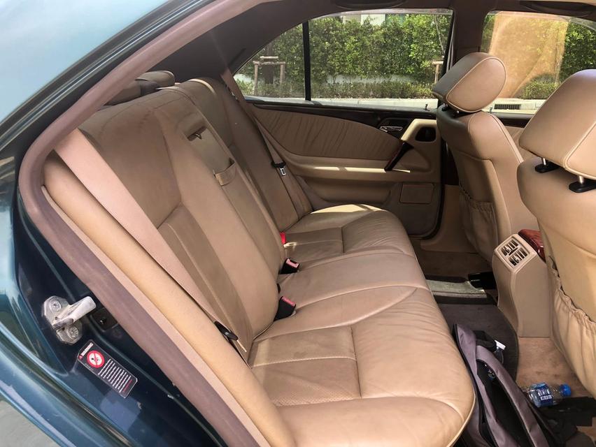 รถยนต์มือสองรถเบนซ์มือสอง รูปที่ 6