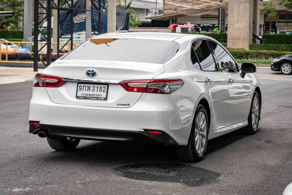 (แจ้งรหัสรถ NP3182)  TOYOTA CAMRY 2.5HV PREMIUM ปีรถ : 2020 รูปที่ 5