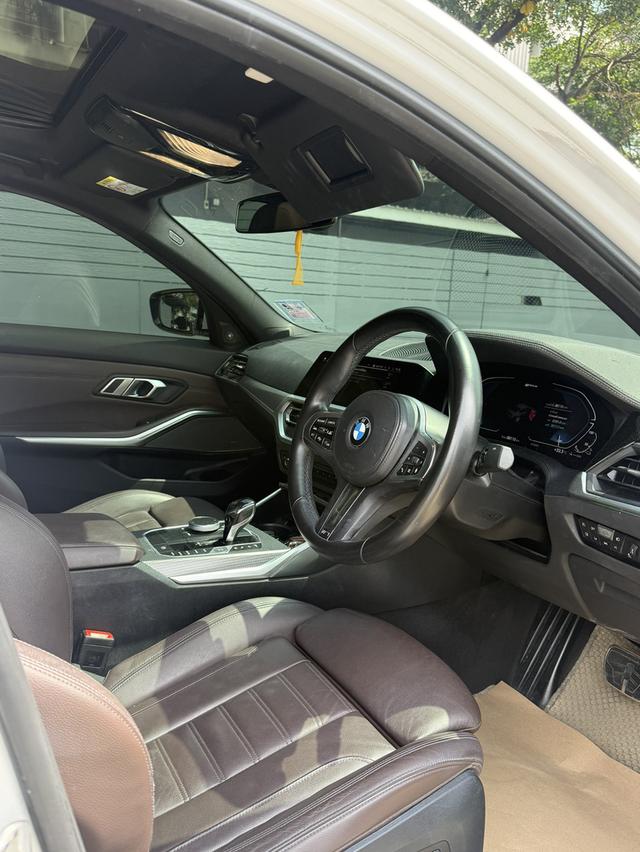 BMW 330e M SPORT ปี 2021 จดทะเบียน 2024 🔥 รูปที่ 11